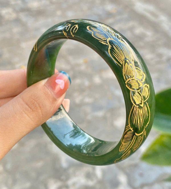 ngọc bích khắc