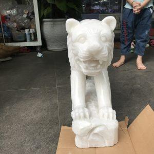 Tượng hổ 60 cm đá trắng tự nhiên _ TĐT01