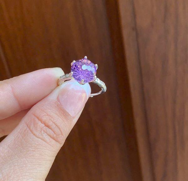 Nhẫn thạch anh tím cắt giác ( Ms )