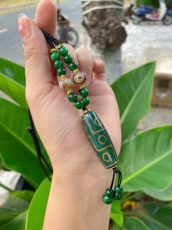 Vòng cổ dzi 9 mắt thân xanh ngọc