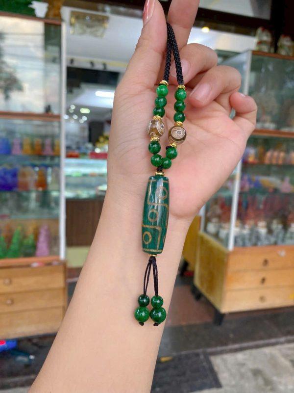 Vòng cổ dzi 9 mắt thân xanh ngọc