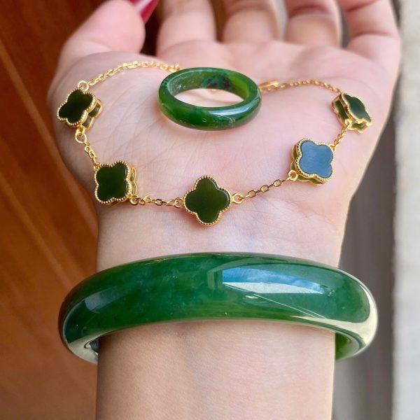 Nguyên set Nhẫn, Vòng tay, Lắc đá Ngọc Bích cao cấp – trang sức phong thủy mang đến may mắn, bình an và sự sang trọng cho người sở hữu.