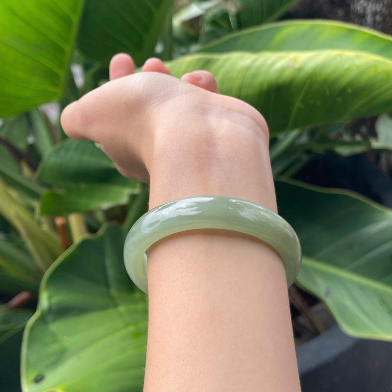 trang sức ngọc hòa điền