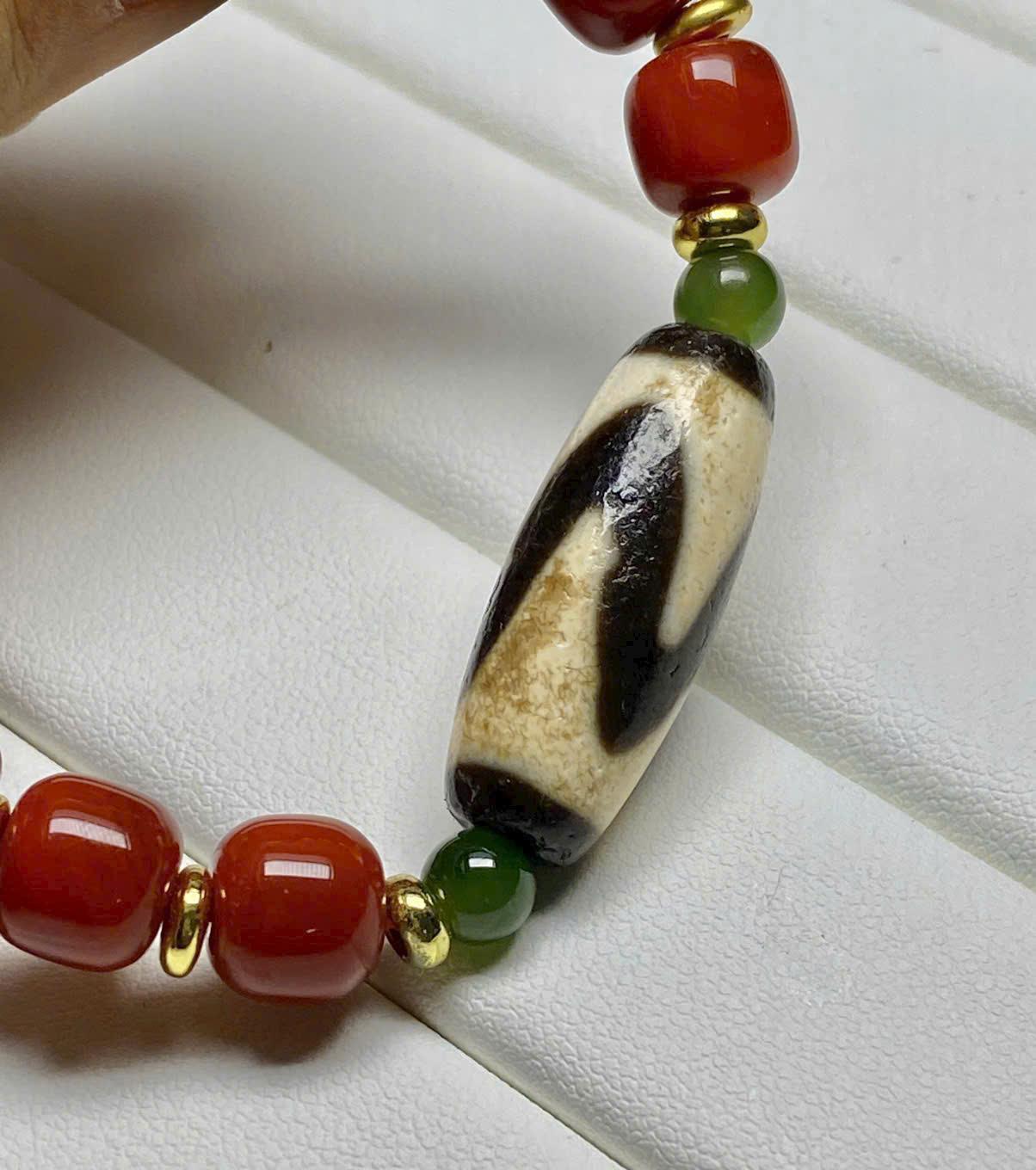 z7150913783638_60af8c7fbdb6d3e301d4ea4aeb9a6d51 Dzi Nanh Cọp