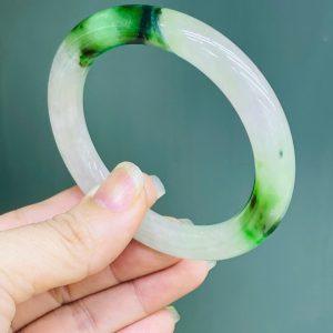 Vòng ngọc chột ú