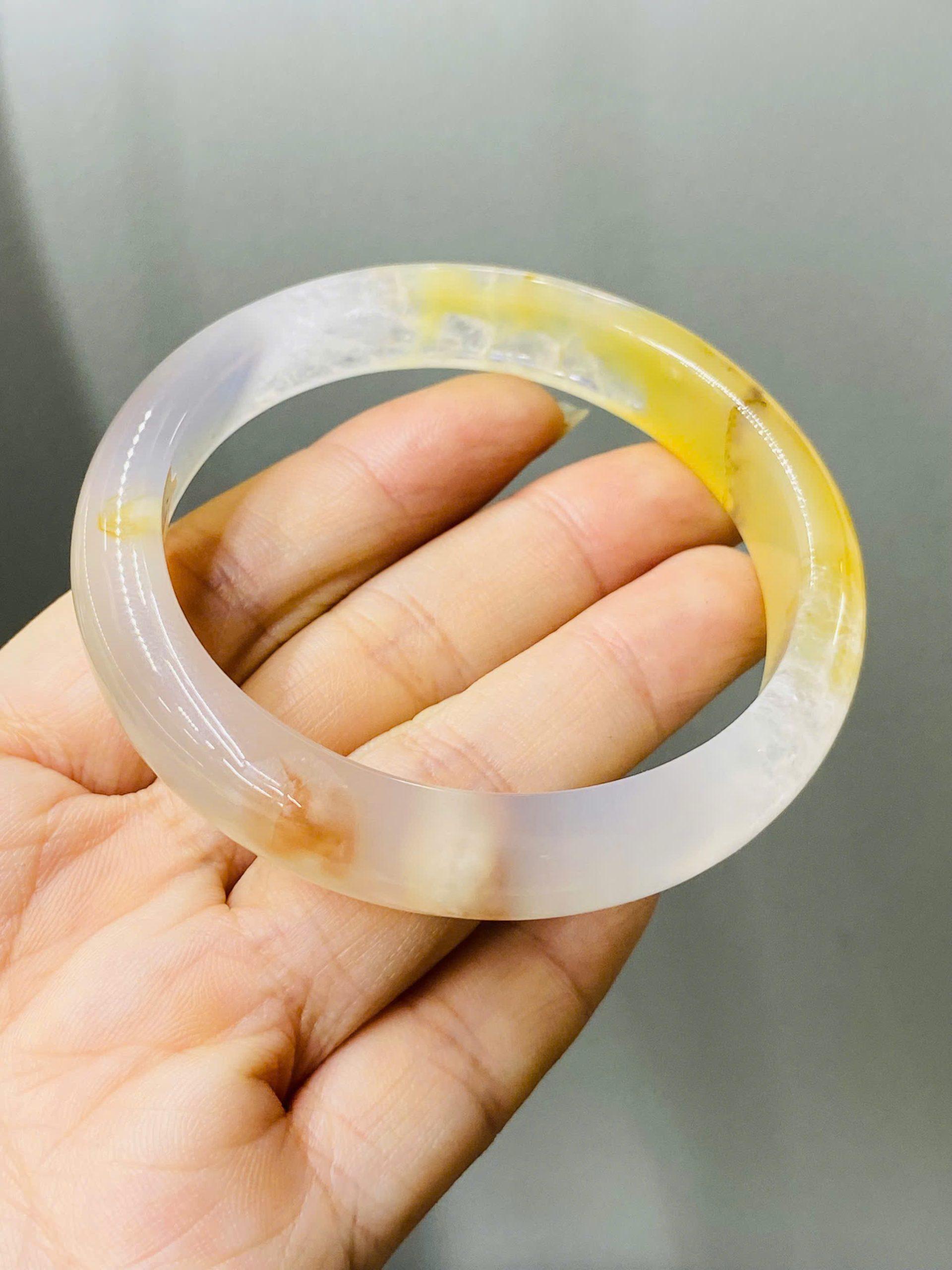 z7195104214164_b63662a1ee92ea85031578049db6bbcc Vòng Cẩm Thạch Liền Khối Đào Cộng Sinh Ưu Linh Vàng Size 56.3