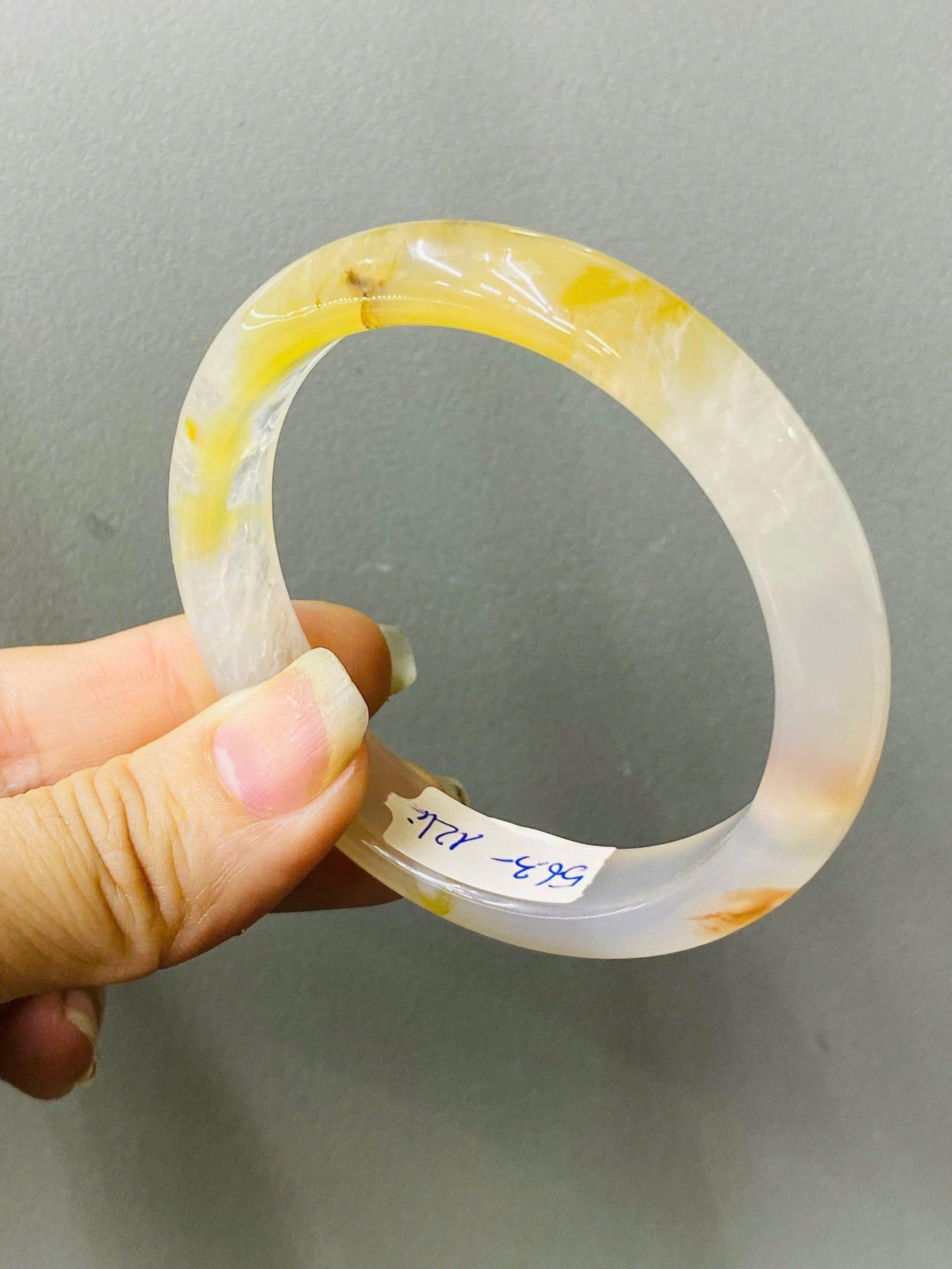 z7195104229041_a0ea5c433ee1c5cbe9870ea574af9eca Vòng Cẩm Thạch Liền Khối Đào Cộng Sinh Ưu Linh Vàng Size 56.3