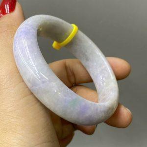 6. Mua vòng bản hẹ ngọc ánh tử lan tại Thạch Anh Stone