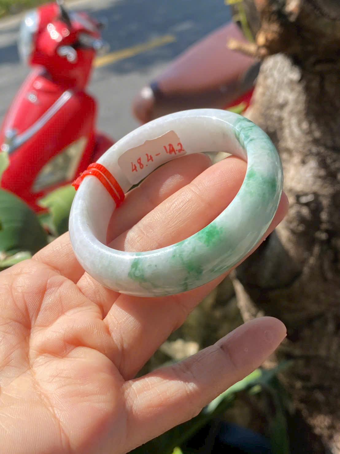 z7219156151996_5f7f4a9b2ce650d29f0d4d8a5529b4ea Vòng bảng hẹ ngõ myamar điểm lý