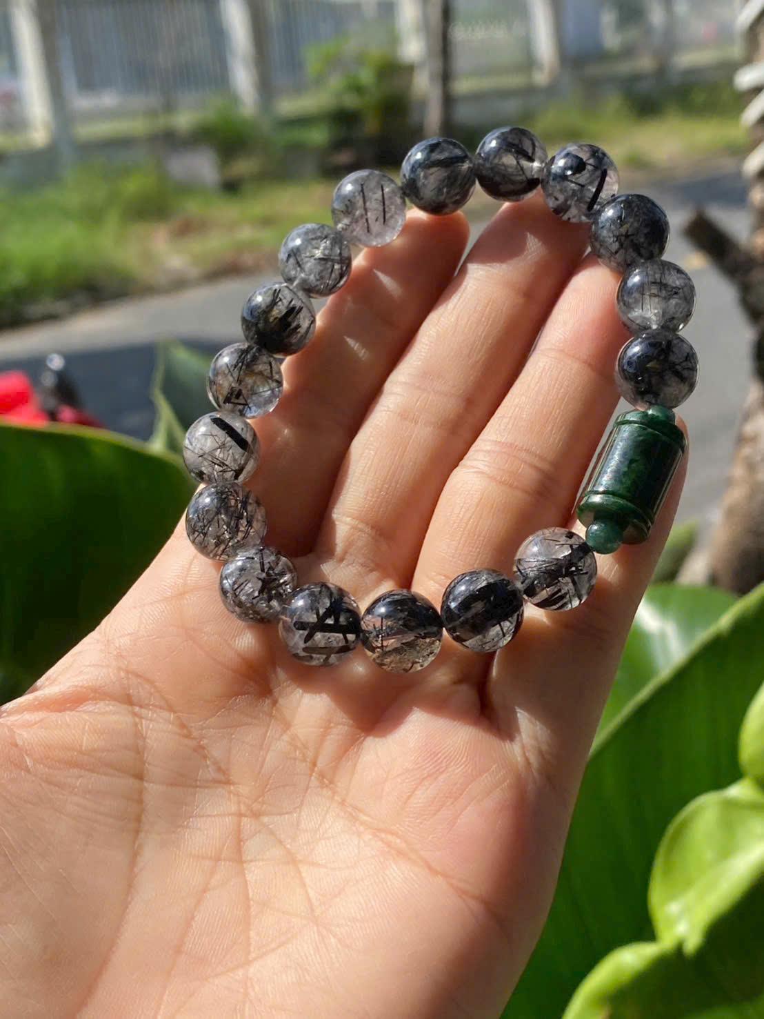 z7223302958810_e5414c5e246792c8e330f05d05a5348a sản phẩm chuỗi vòng tay Thạch anh tóc đen 11.2li mix lu ngọc sơn thủy