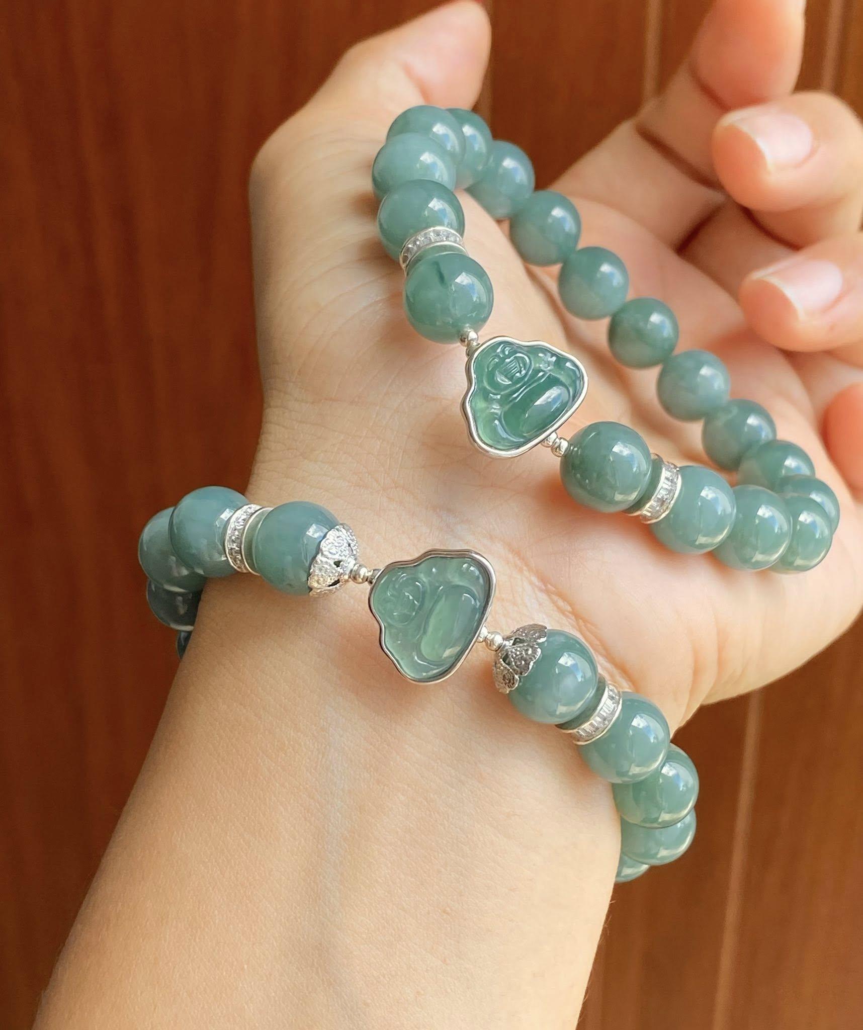 541511264_122177198546486783_2406041585933881507_n Vòng Tay Lam Ngọc 10 Li Mix Mặt Di Lặc Cao Băng – Thanh Lịch, Tinh Khiết Và Sang Trọng