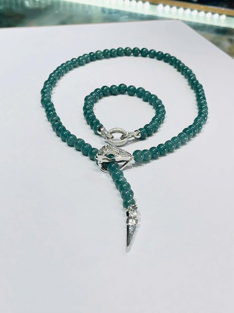 z7399055096261_c9e4d0016c327a0303949cfd26811d7b Set lam ngọc rắn Type A size 6.8li