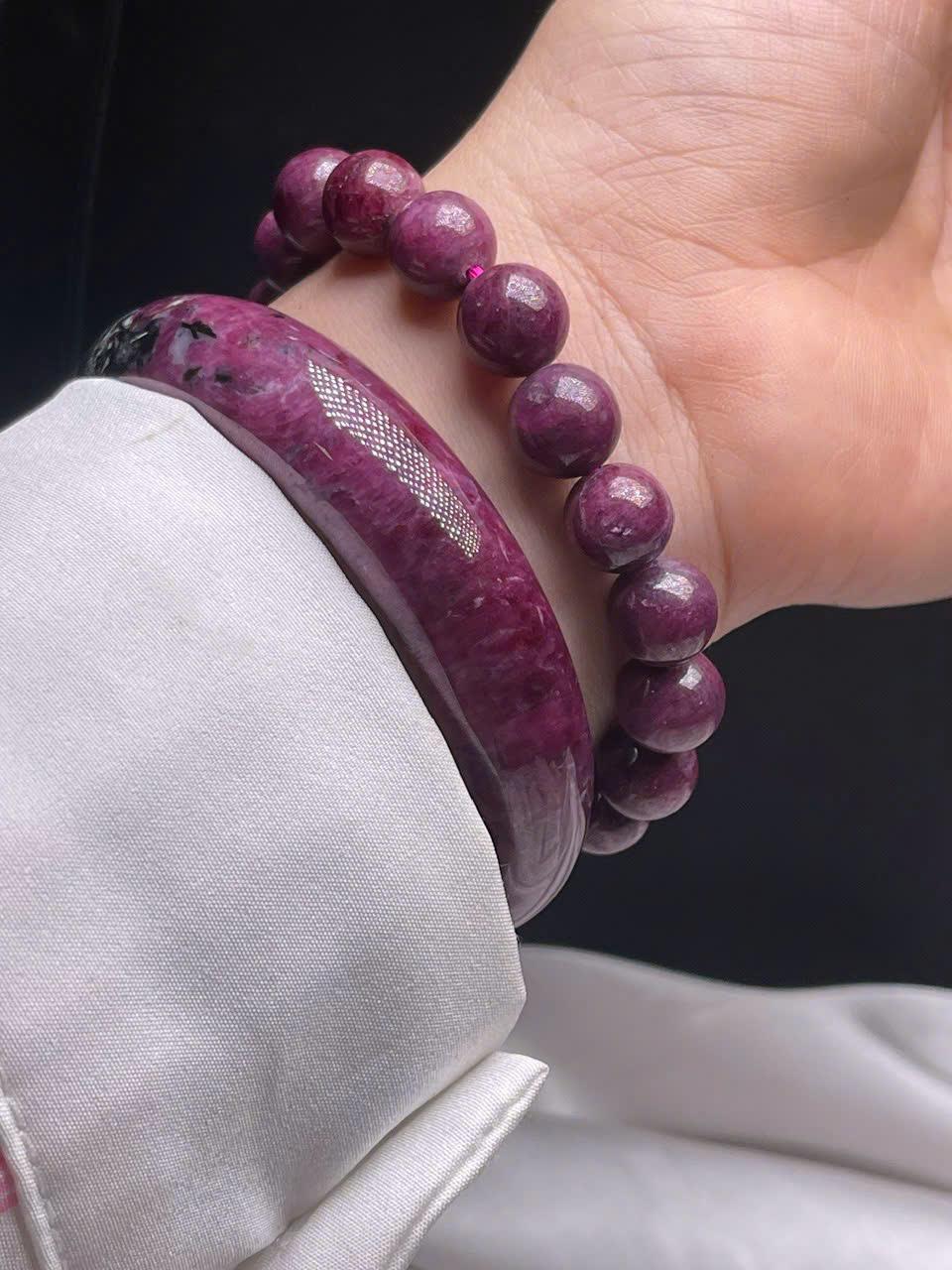 z7409605872693_cbfccdaf97a784c53a474b36564e7282 Set vòng tay Ruby