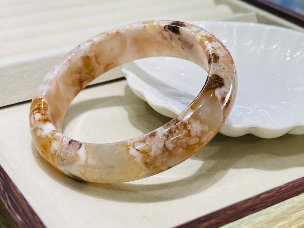 z7720996376499_3c7322d1c7e3130027e89c55eb1650bb